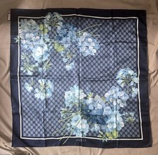 GUCCI Large Scarf 86x86 Original 100% Silk Vintage