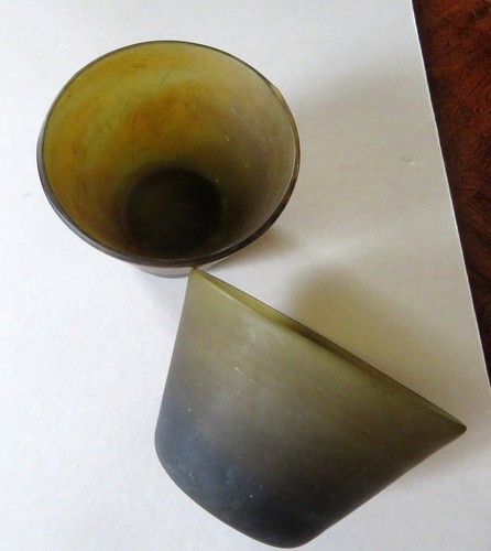 Deux coupelles verre vert - deux,