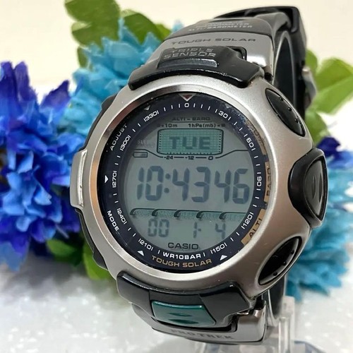 Montre solaire tactile casio - montre,