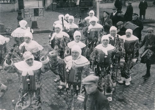 Binche 1950 fête - c., des