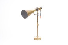 Appareil scientifique. Pile