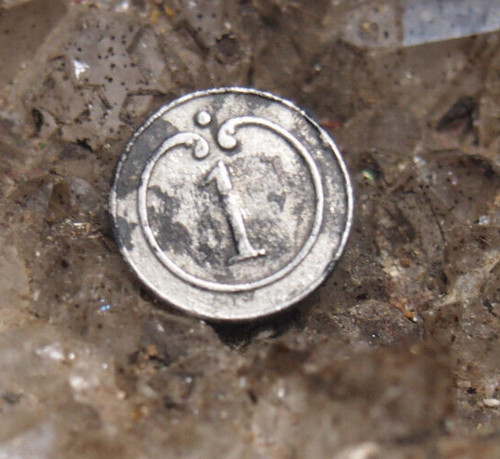 Bouton etain du 1er - etain,