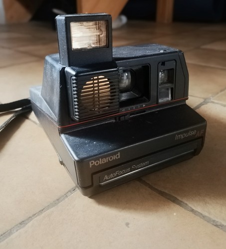 Polaroid impulse autofocus - polaroid, af