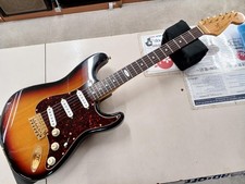 Guitare électrique FENDER
