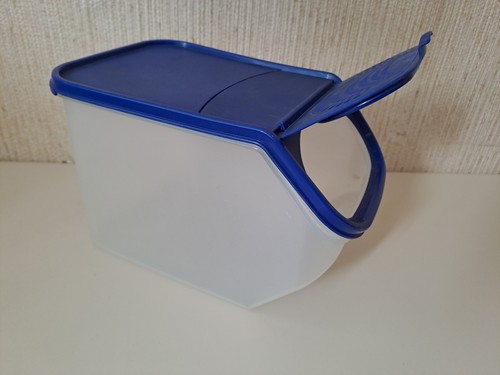 Tupperware coffre reserve