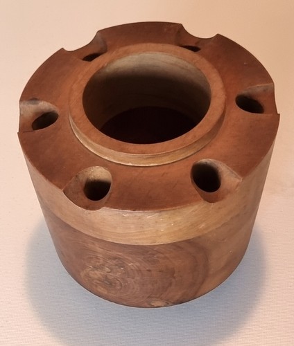 Porte pipes en bois - porte,