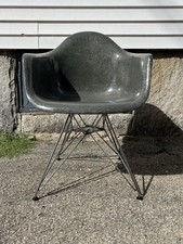 Eames Herman Miller Fiberglass Armchair 2nd Generation Large Mount Eiffel Base
