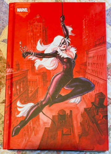 Black cat marvel variant - black,