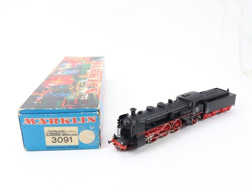 Locomotive vapeur märklin - à,