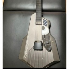 Synthétiseur de guitare MIDI