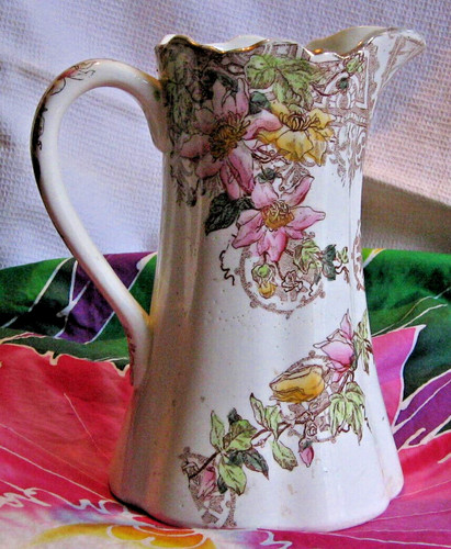 Pichet art nouveau - art, nouveau,