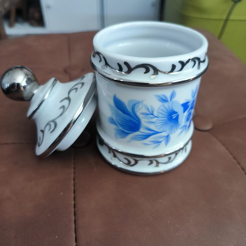 Magnifique pot des - magnifique,