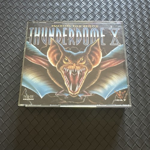 Thunderdome sucking for - x,