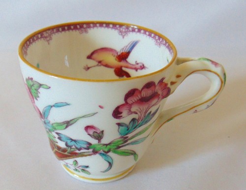 Belle tasse porcelaine - belle,