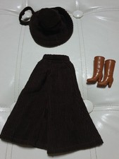 Pour poupée Tressy Bella :partie tenue "Western "1977