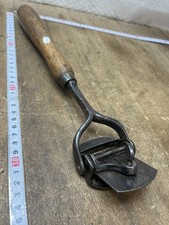 Rabot a caisse Racloir