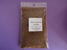 BAIES DE GENIEVRES MOULUES 25