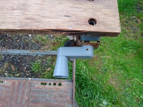 Replacement handle for - replacement,