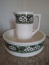 GARNITURE DE TOILETTE