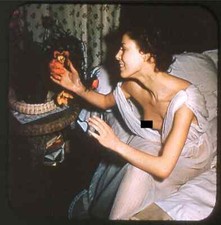 Colorelief 8 Image Card - 1950's DAWDLING "MUSARDISE" - vintage