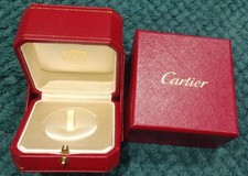 BOITE /BOX/ECRIN CARTIER  POUR BAGUE  7,6/7,6/5,3 CM