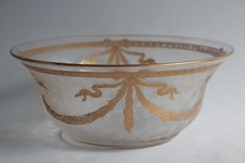 SAINT LOUIS Frosted and Gold Crystal Cup (72942)