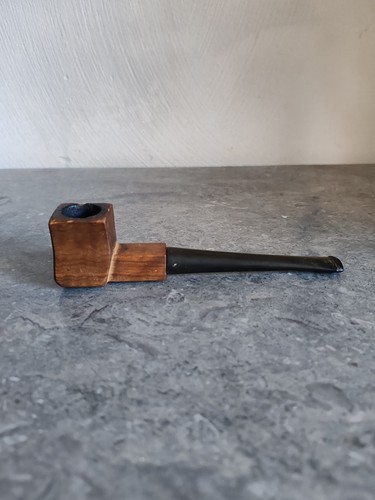 Pipe cubique ancienne - pipe,