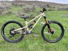 2021 Commencal Clash (small)