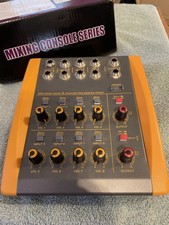 Ultra-low Noise 8-Channel Mini