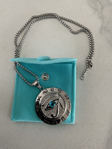 Collier neuf avec pendentif - avec,