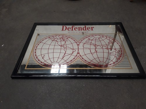 Defender scotch whisky - defender, miroir