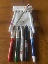 Lot 8 stylos Bic 4 couleurs