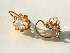 BELLES BOUCLES D'OREILLES