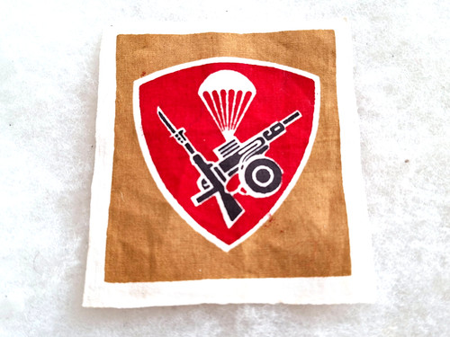 Insigne tissu militaire - un, "