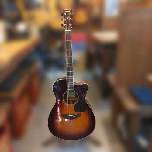 Guitare électro acoustique - guitare, électro-acoustique