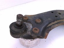 Triangle inferieur avant