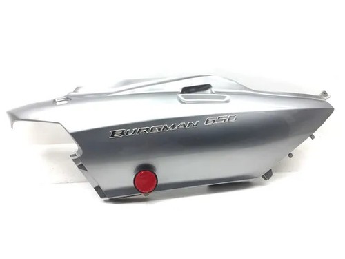Right side rear - right, tail