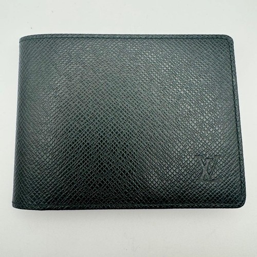 Louis vuitton taiga porte - taiga,