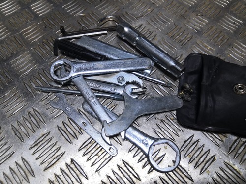 Boîte outils origine honda - boîte,