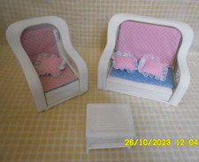 C2/ MATTEL VINTAGE SOFA ARMCHAIR TABLE RATTAN STYLE DOLL BARBIE YEAR 1983