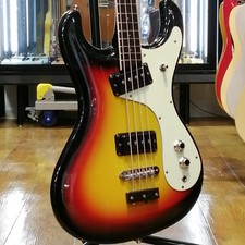 Guitare basse électrique