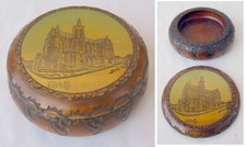 BOITE EN BOIS - BONBONNIERE -