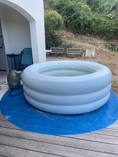 Lay-Z-Spa Premium series Bestway - 4 personnes - panel de contrôle digital