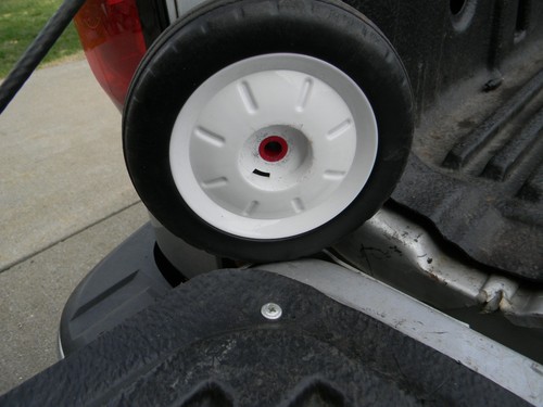 Radio flyer red tricycle - radio, wheel