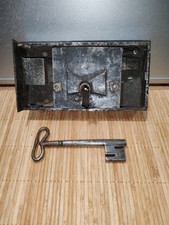 grande serrure ancienne à