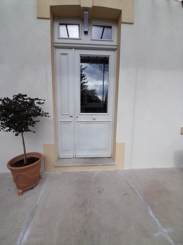 Grande porte entrée avec - grande, d’entrée