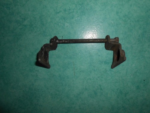 Fixation complète pare - , moteur