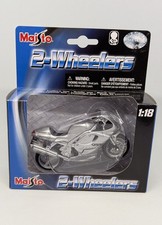 Moto Triumph Daytona 955i-1/18
