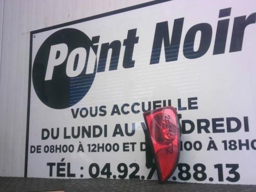 Anti brouillard arriere - , droit