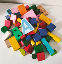Lot de 62 blocs en bois Formes & couleurs variées Jeu de construction créatif